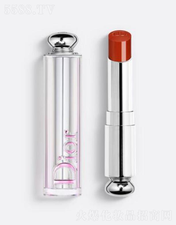 ϊWȻҫ740ɘ~K ʬF(xin)ҫWɫ