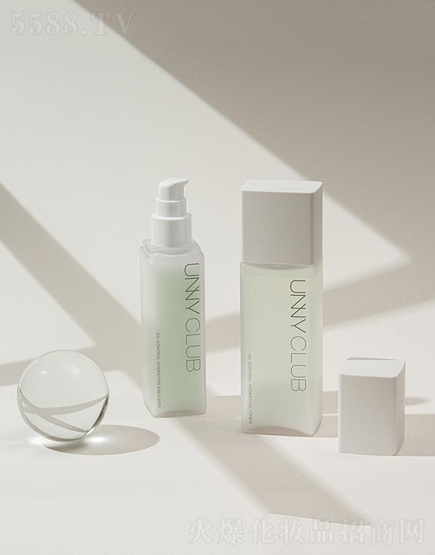 ˿ˬ׺ӯ͸̝(rn)׺  a(b)ˮ