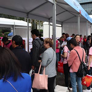 𱬻yƷ̾W(wng)ľӢ?c)ڳɶI(y)[(hu)(zhn)ȫԸľ