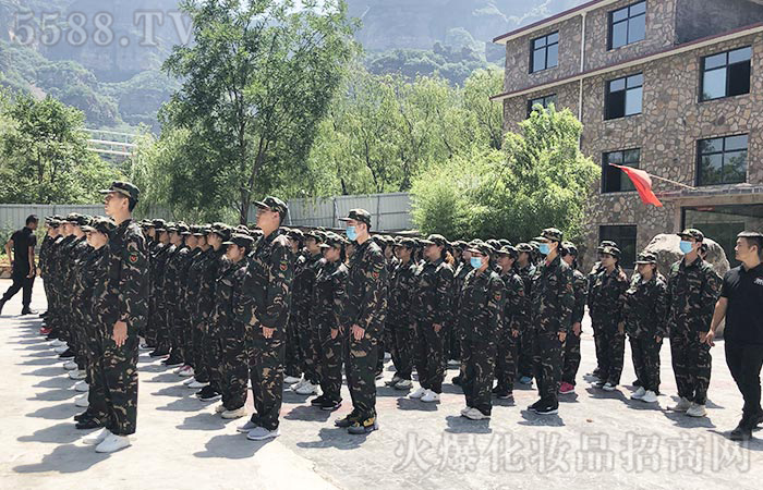 ۈF(tun)ꠣԽԸŬؓ(f)