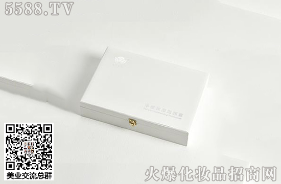 苗家養(yǎng)妍凈痘保濕滋潤套 苗家養(yǎng)妍凈痘保濕滋潤套