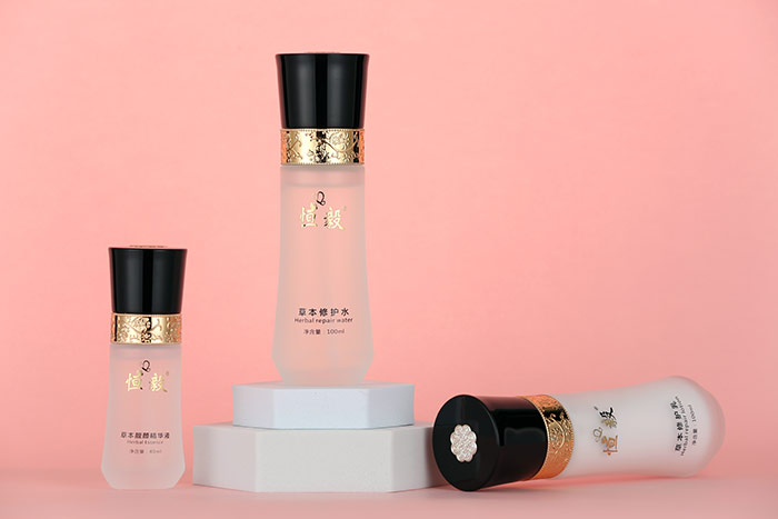 恒毅草本修護(hù)套盒 恒毅草本修護(hù)套盒