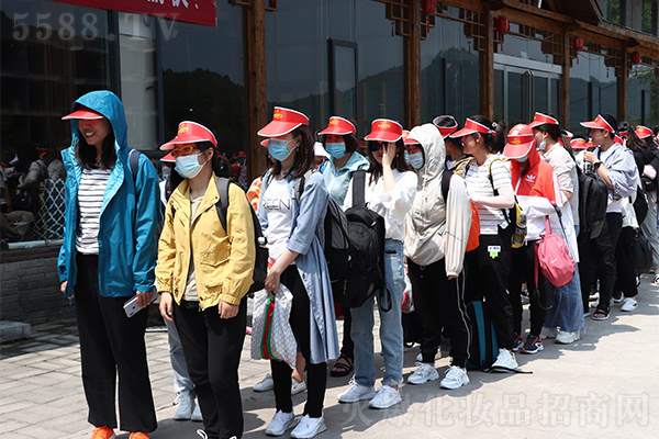 水利萬物而不爭 水利萬物而不爭