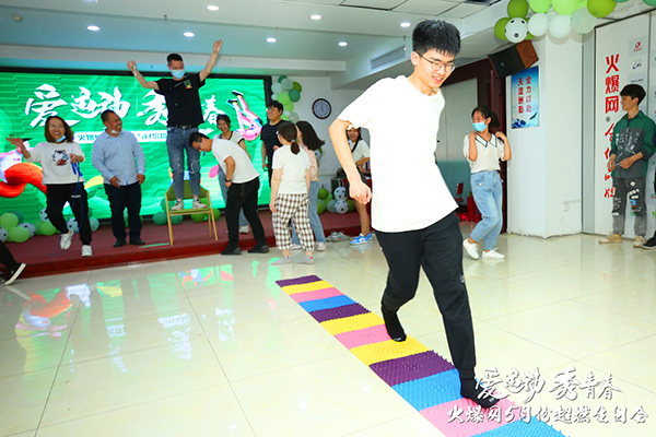 \ӽ≺ӵ𱬾W(wng)\ ഺ5\ՕAMek