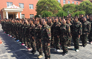 ӢSˬ]гCֻЈ(jin)(qing)