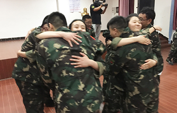 ڰl(f)F(xin)߅߆݌(du)e˵ٝ