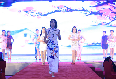 㡶\CAչF(xin)҂ͬ